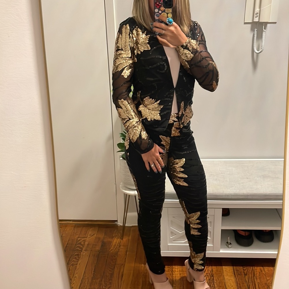 Fashion Nova Glitter Suit Set-S